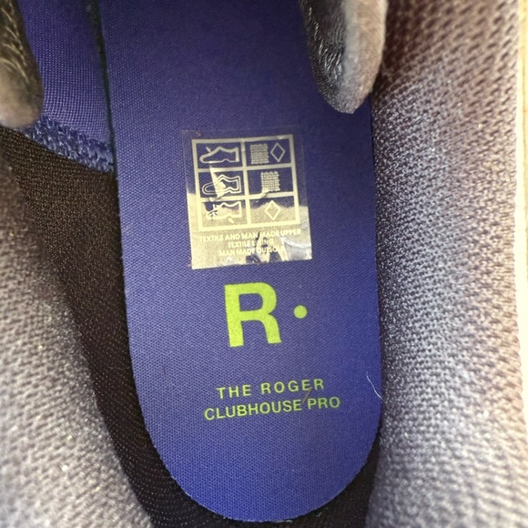 ON Rogers Pro Tennis shoes. Size Women 9 - Picture 6 of 7